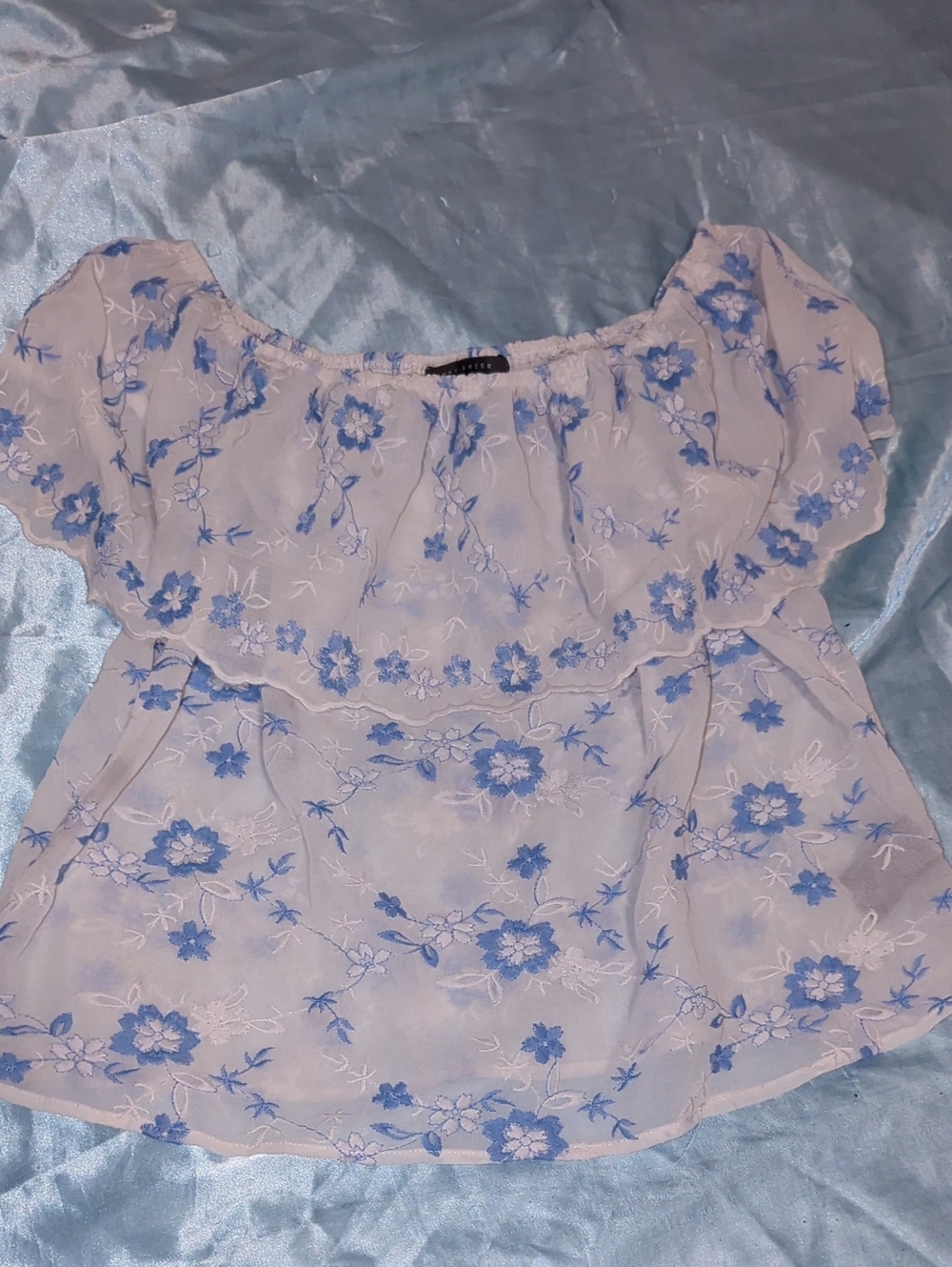 Suzy Shier Light Blue Floral Off-Shoulder Blouse